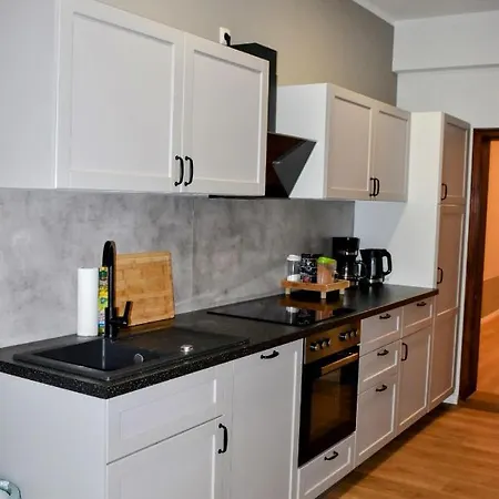 Neu Renoviert: 11 Mit Grosser Wohnkueche, Mitten In Der Apartmán